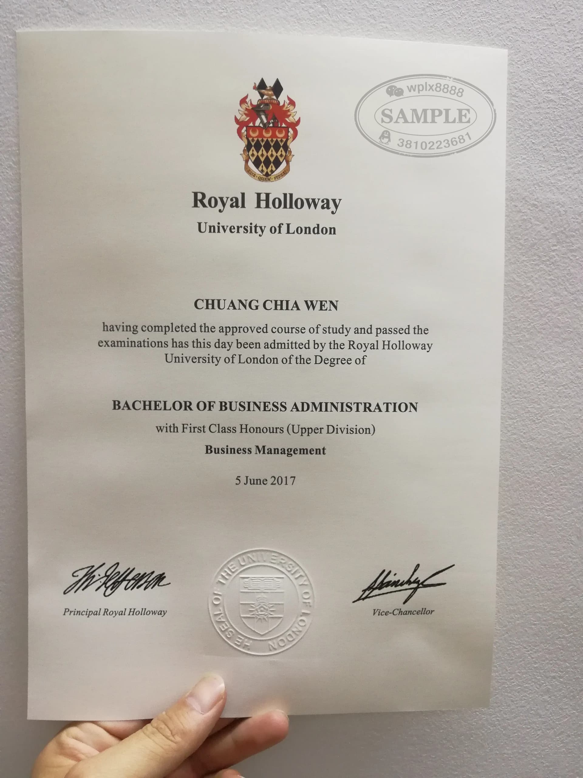 英国伦敦大学皇家霍洛威学院毕业证学位证样本