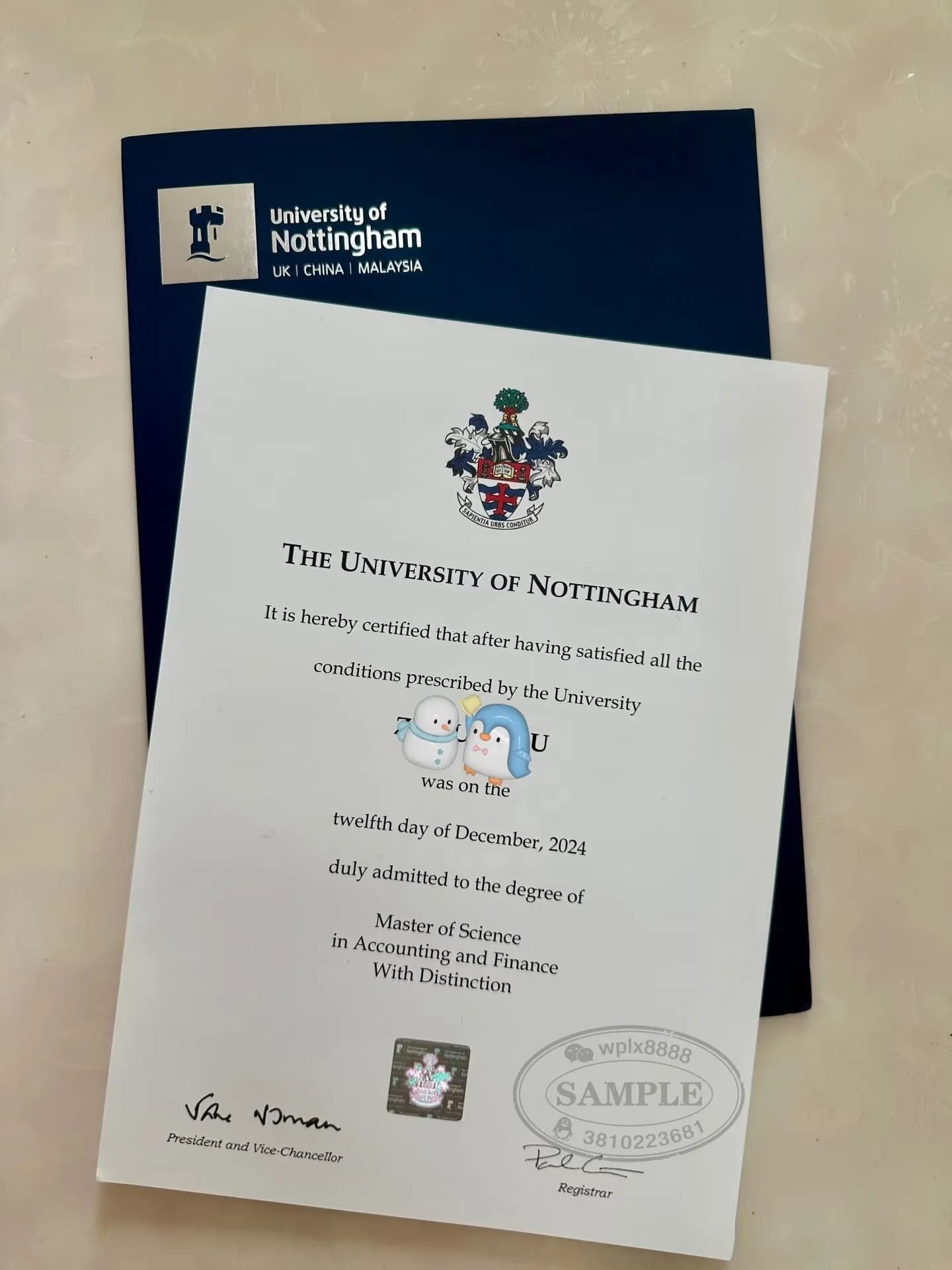 英国诺丁汉大学硕士学位证与毕业证封皮样本
