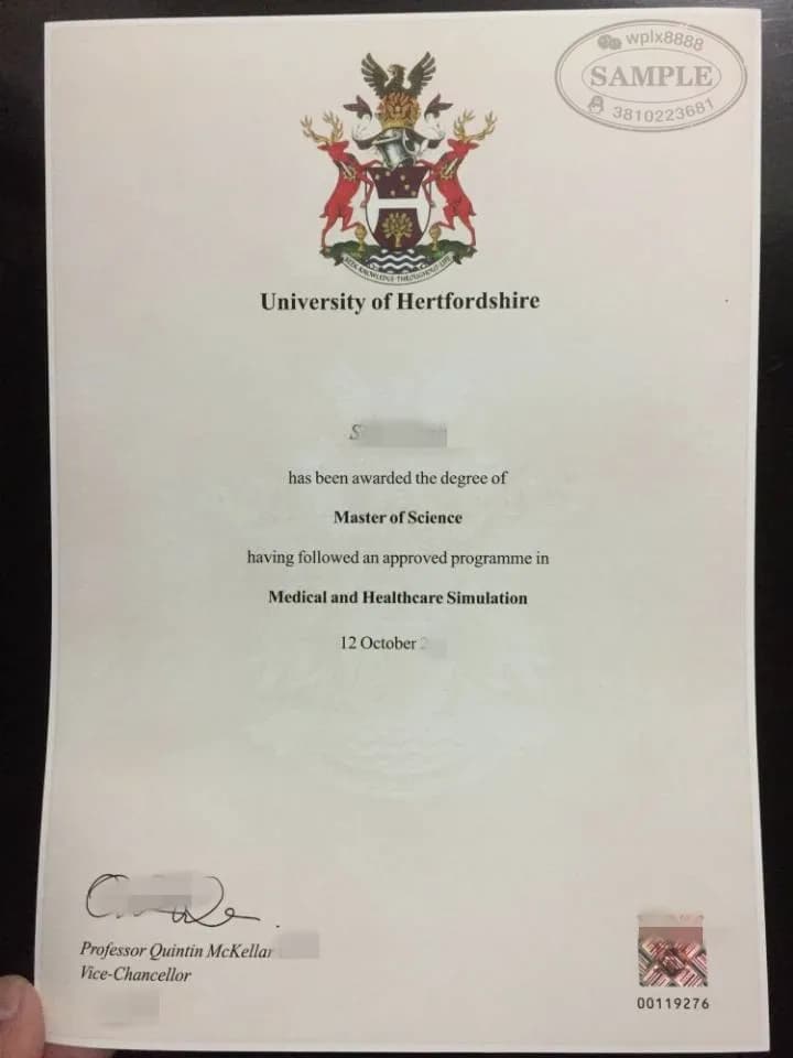 英国赫特福德大学硕士毕业证样本及学历认证办理指南 英国赫特福德大学硕士毕业证样本及学历认证办理指南