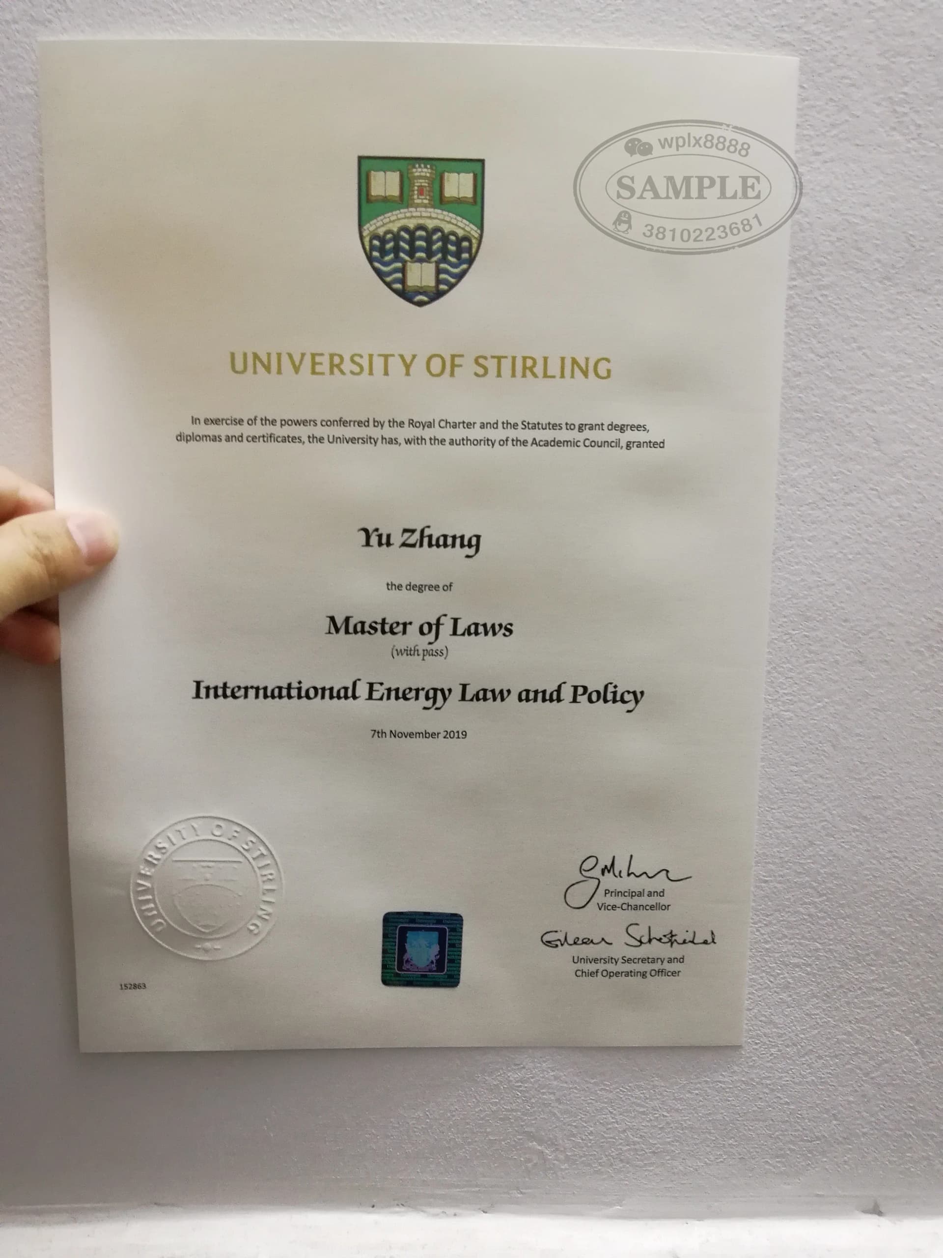 英国斯特灵大学法学硕士毕业证书原件实拍参考 英国斯特灵大学法学硕士毕业证书原件实拍参考